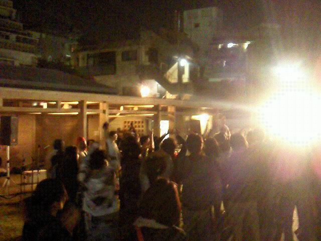 110403nigiwai event マルチーズ4.jpg